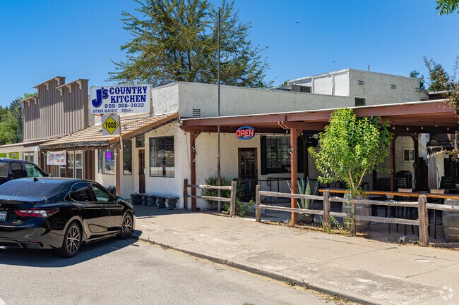 Stop by for breakfast or lunch at J's Country Kitchen near Garden Farms.
