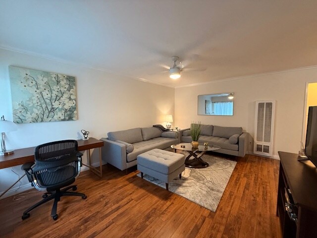 Laurel Grove Terrace, Valley Village, CA 91607 - photo 5