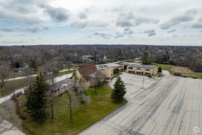 Students can enjoy the large campus at Elm Grove Lutheran School.