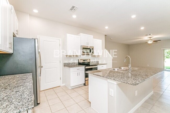 10152 Point Given Ct, Sun City Center, FL 33573 - photo 4