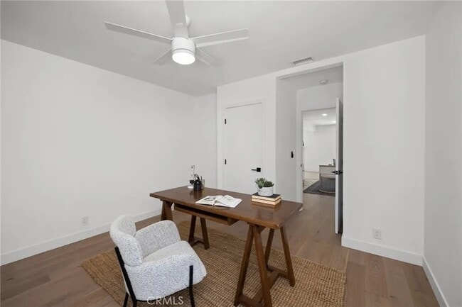 3518 S Burnside Ave, Los Angeles, CA 90016 - photo 4