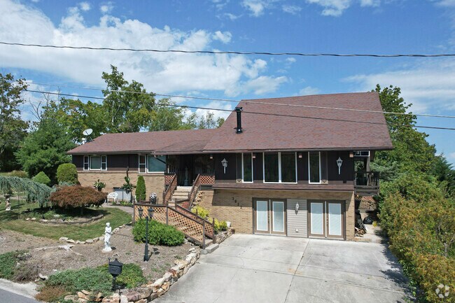 The Westfall community is home to newer styled homes that are more modern in style and build.