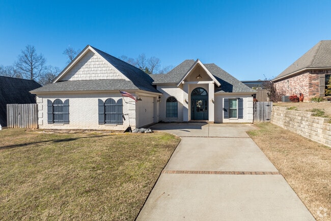 West Monroe’s newer neighborhoods showcase homes with modern stucco design.