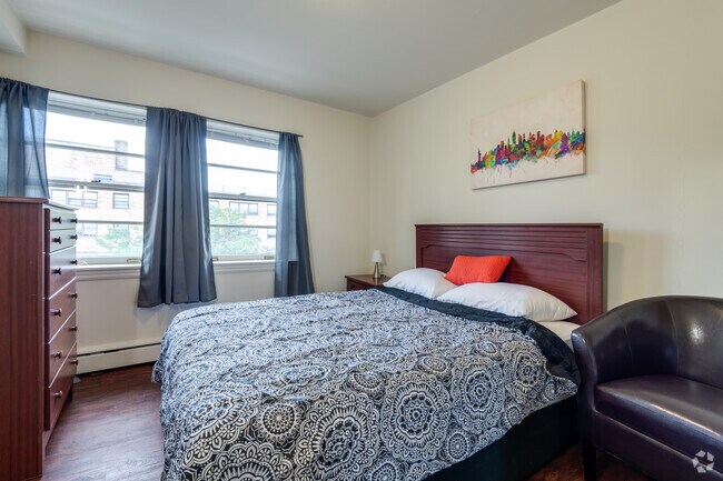 Lake Crest, Milwaukee, WI 53202 - photo 6