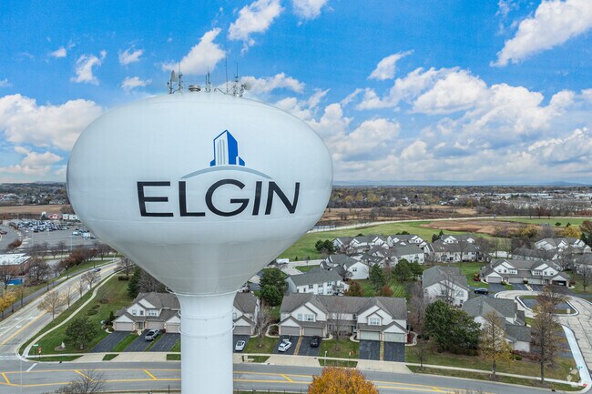 College Green is located in the vibrant, award-winning city of Elgin, IL.