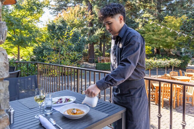 Towne House features innovative dishes using the highest quality food from the Lodi region.