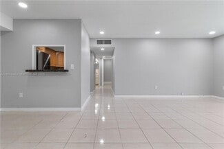 7953 SW 104th St, Miami, FL 33156
