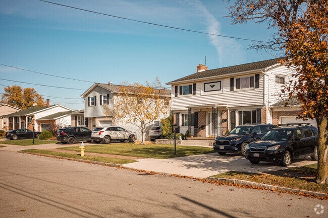 On average, homes in LaSalle sell in just 27 days, demonstrating the strong demand and vibrant real estate market in the area.