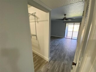 2311 S Cypress Bend Dr Unit 219A, Pompano Beach, FL 33069