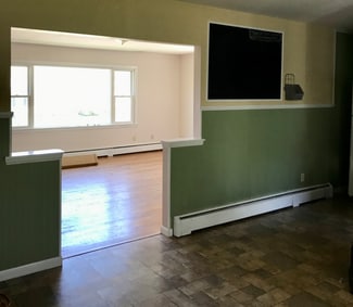 189 Russell St, Lewiston, ME 04240