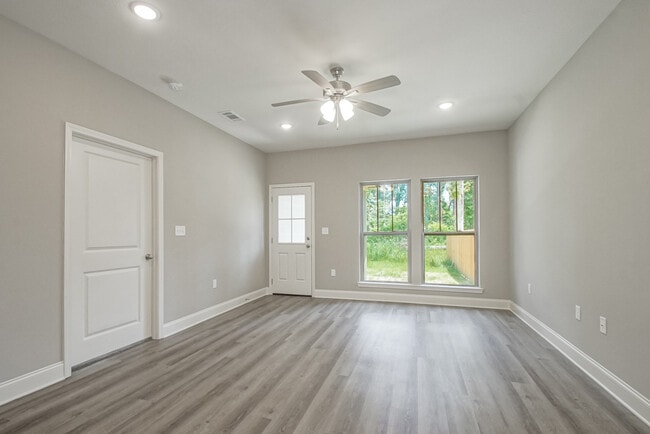 19905 Grantham Rd unit A, Livingston, LA 70754 - photo 7