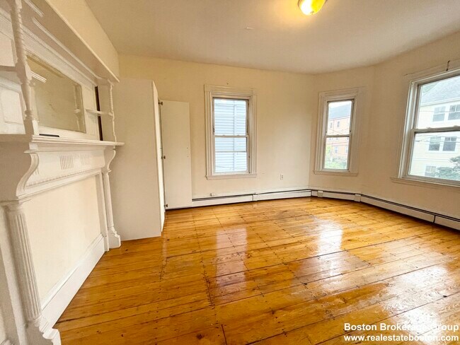 72 Calumet St unit 2, Roxbury Crossing, MA 02120 - photo 5