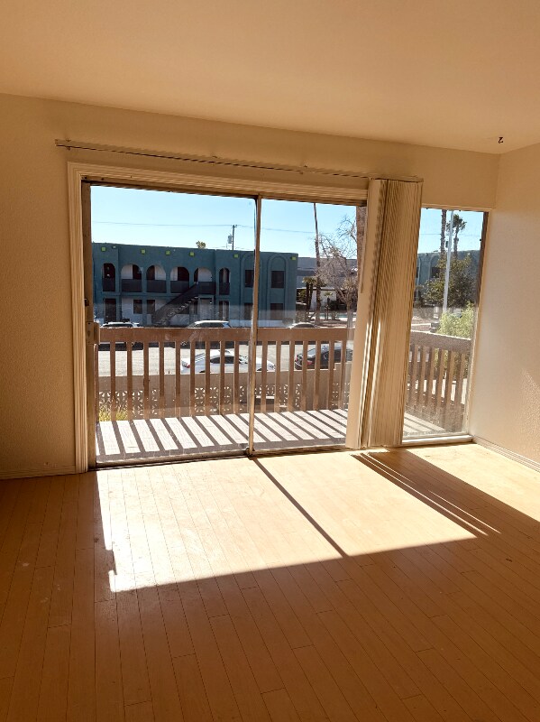 6436 Casada Way unit D, Las Vegas, NV 89107 - photo 7