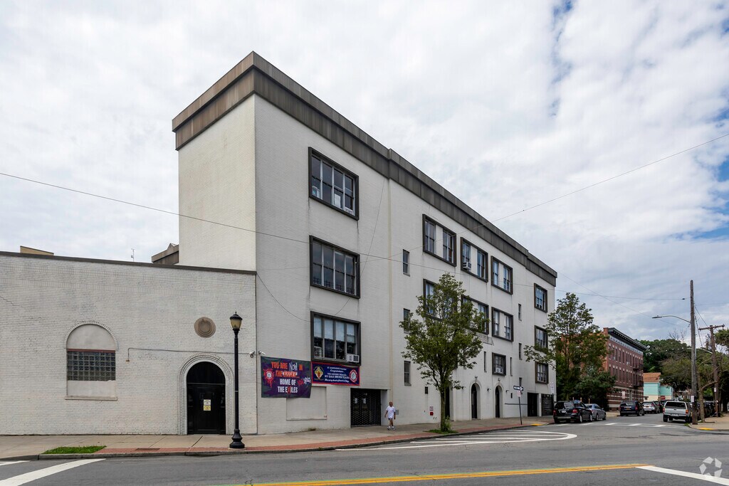 St. Barnabas Elementary School, Rankings & Reviews