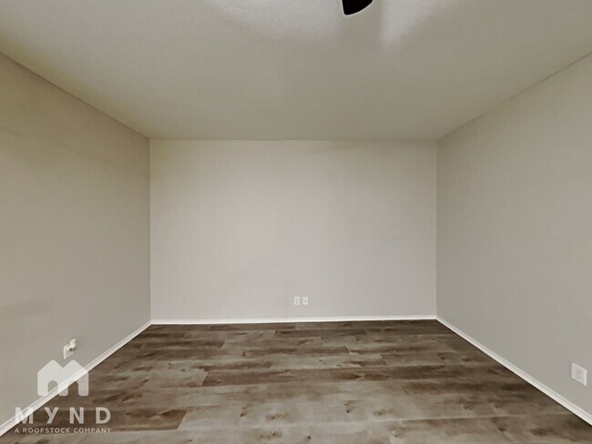 10407 Lupine Canyon, Helotes, TX 78023 - photo 5