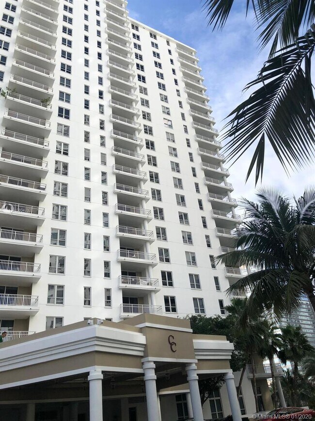 Courvoisier Courts unit 1711, Miami, FL 33131 - photo 7