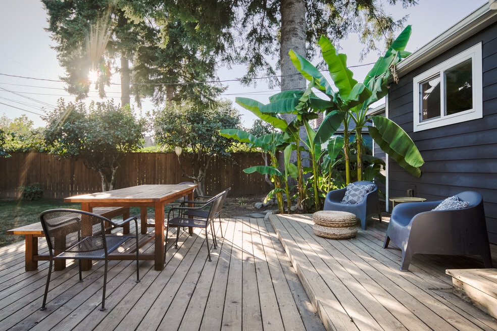 4320 SE Lambert St, Portland, OR 97206 - photo 1