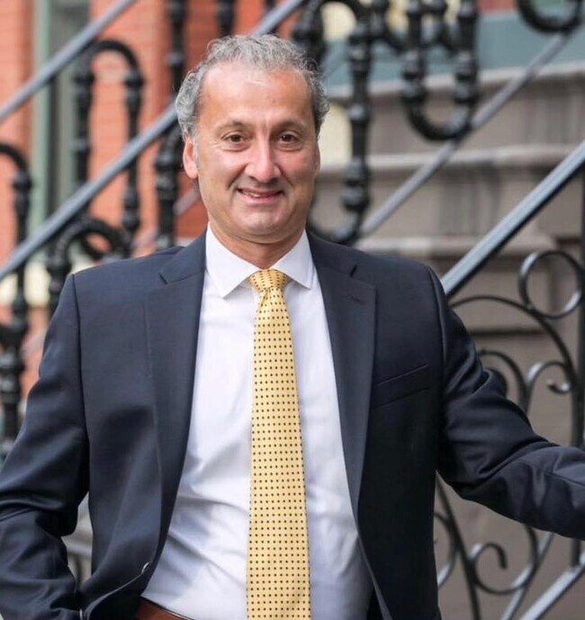 Frank DeBari