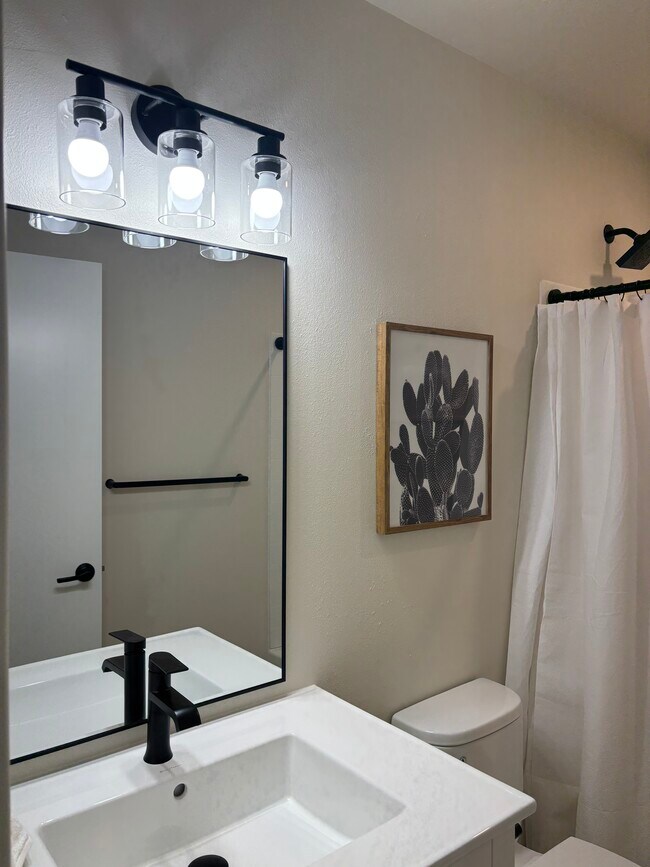 609 N Seven Peaks Blvd unit 18, Provo, UT 84606 - photo 7