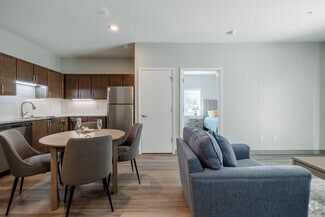 820 W Burton St, Wichita, KS 67213