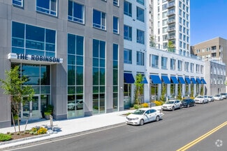 656 Ocean Ave, Revere, MA 02151