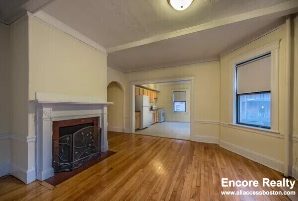24 Hamilton Rd unit 7, Brookline, MA 02446 - photo 7