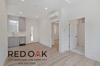 4590 N Riverton Ave Unit 4590, Toluca Lake, CA 91602