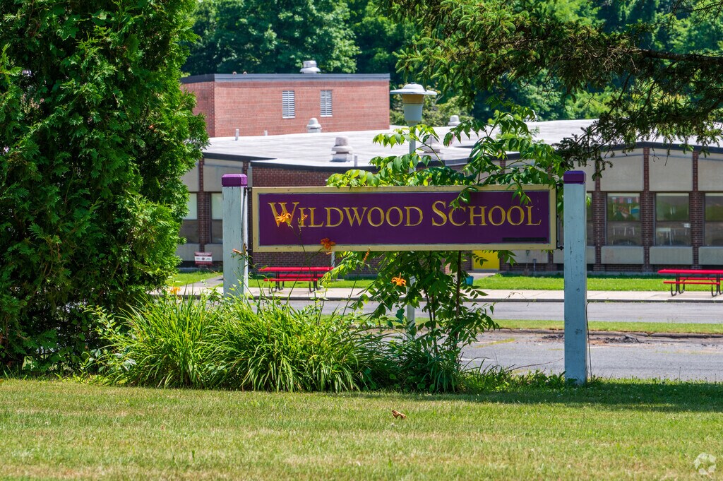 Wildwood staff work to help each child become her/his personal best in learning and life.