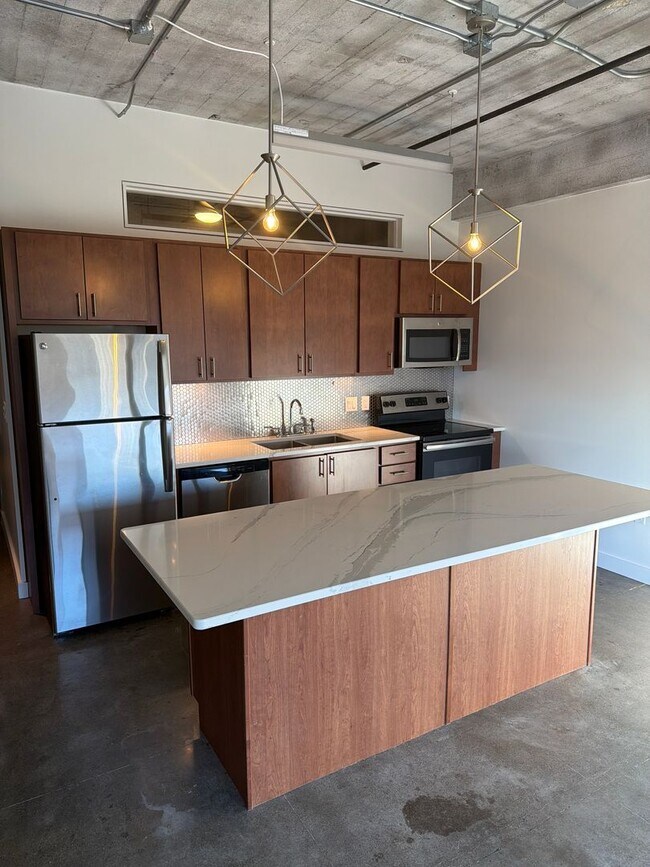 Clemens Building, Des Moines, IA 50309 - photo 3