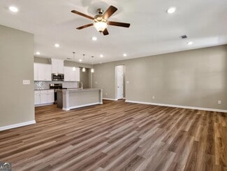 103 Gnome Ct, Perry, GA 31069