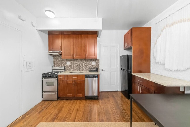 156 W 15th St unit ID1341836P, New York, NY 10011 - photo 3