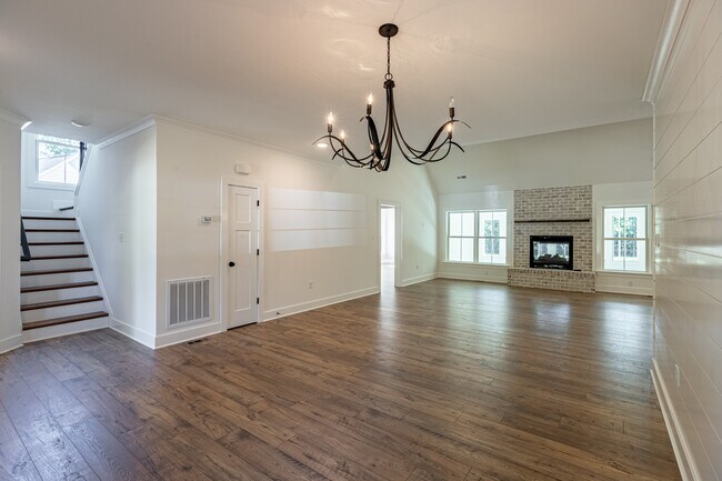 8276 Mount Eagle Rd unit 36663383, Ashland, VA 23005 - photo 6