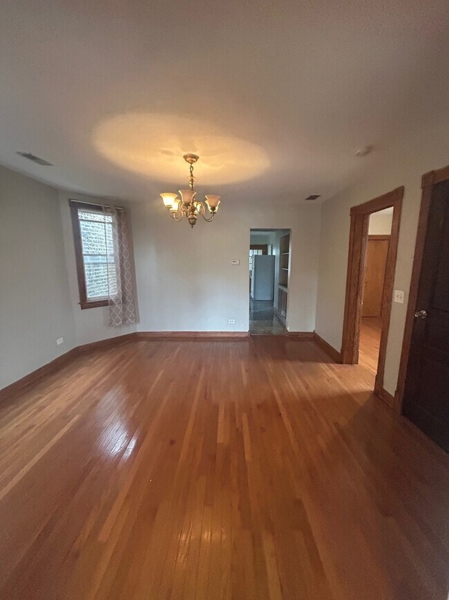 3532 N Elston Ave unit 2, Chicago, IL 60618 - photo 7