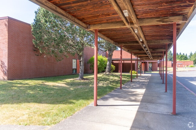 Colton Elementary School is a public elementary school in Colton Oregon.