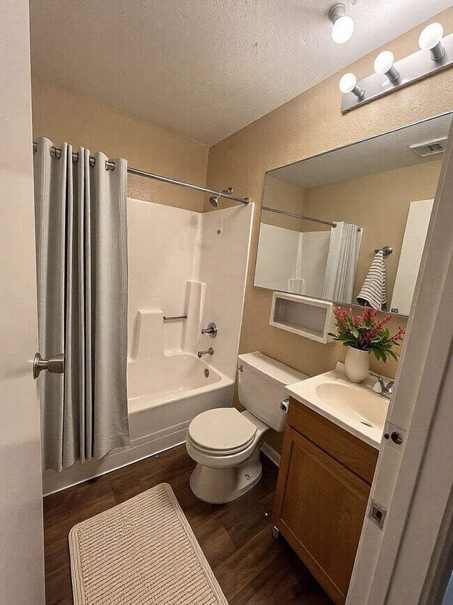 Towers on 19th, Phoenix, AZ 85029 - photo 6