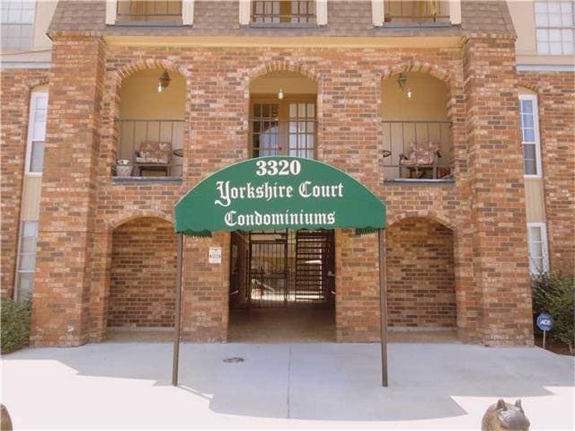 Yorkshire Court Condominums unit 129, Metairie, LA 70002 - photo 1