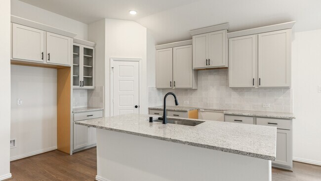 2801 Ruby Laurel Dr, Arcola, TX 77583 - photo 4