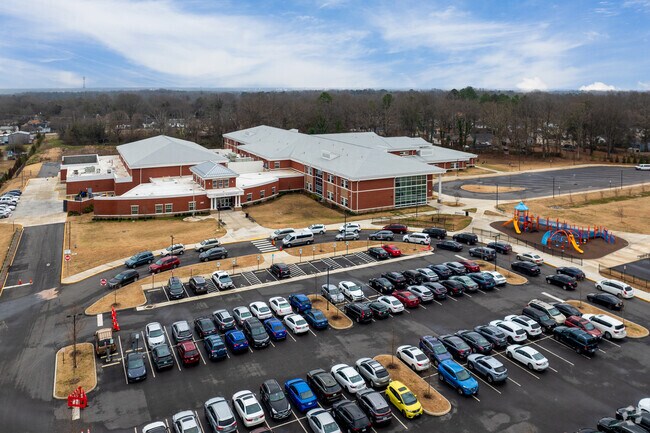 The entrance to Cardinal Elementary School.