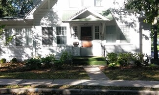 439 Hillcrest Ave, East Lansing, MI 48823