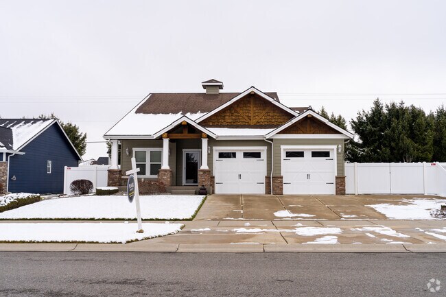 New construction communities are becoming more popular in Hayden.