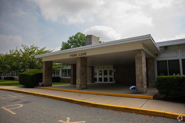Welcome to Fork Lane School in Hicksville, NY.
