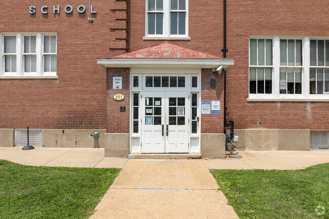 Central Elementary School is part of the Ferguson-Florissant School District.