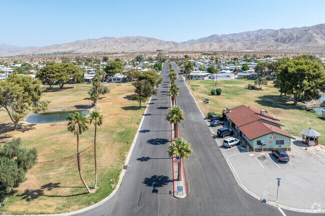 Desert Edge offers a unique connection to the desert environment, allowing residents to embrace a distinctive outdoor lifestyle.