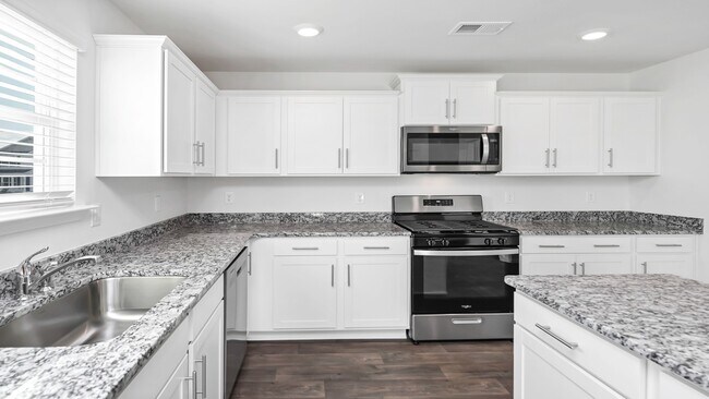 114 Kirkwood Ct, Orangeburg, SC 29118 - photo 6