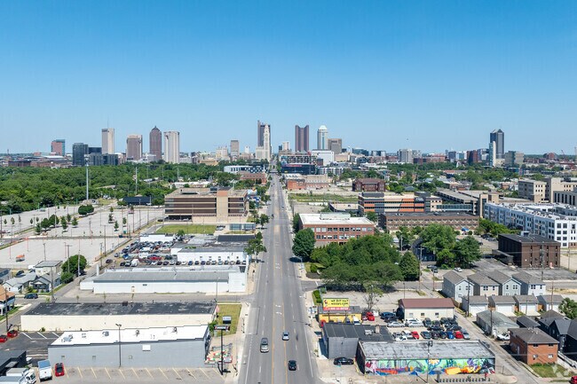 You can find a few dining options on West Broad Street in Franklinton.