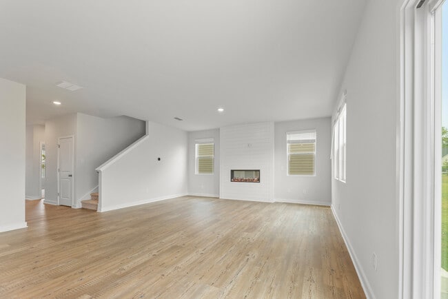 2529 Brown Dove Way, Grayson, GA 30017 - photo 6