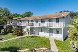 4871 Arjaro Dr, West Palm Beach, FL 33407