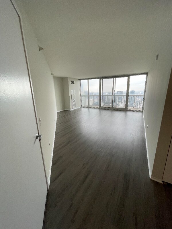 551 N State St, Chicago, IL 60654 - photo 4