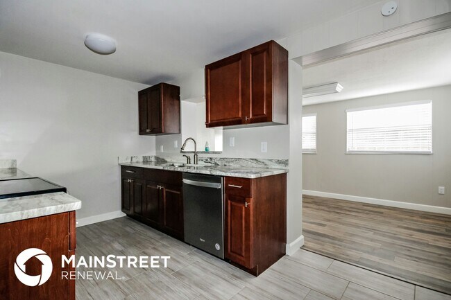 11648 Easy St, Largo, FL 33773 - photo 5