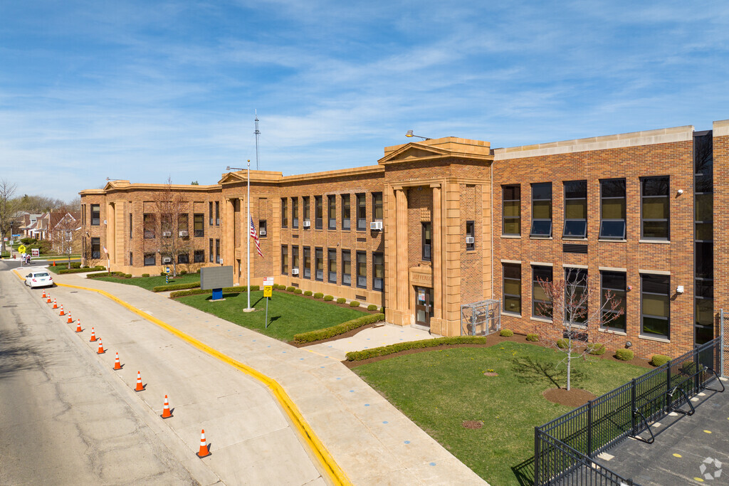 Jefferson Elementary School of Berwyn
